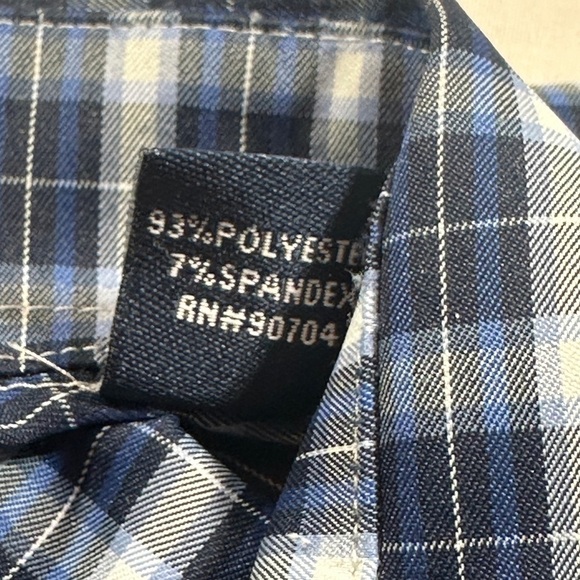 Men’s Nautica Blue And White Plaid Shirt Size M 15 1/2 32/33 - Picture 8 of 8